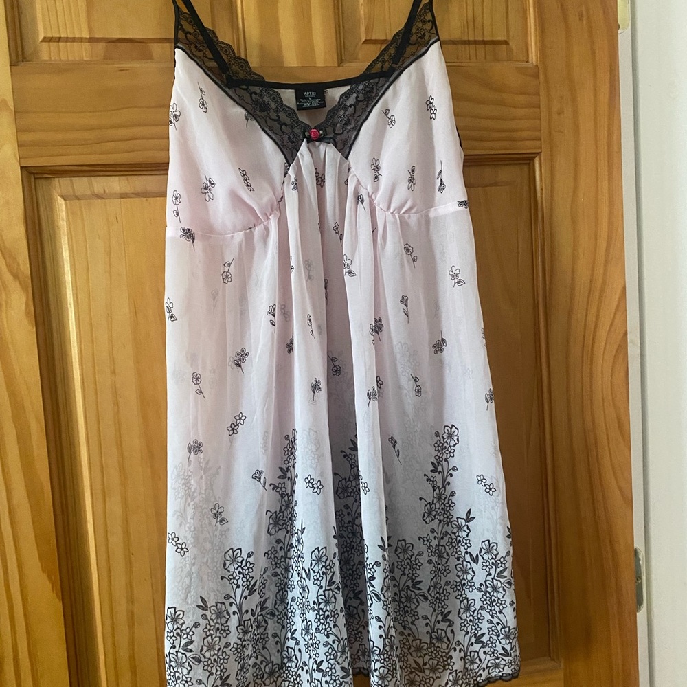 Apt. 9 Dainty Black Lace Trim Pink Sheer Floral Chemise